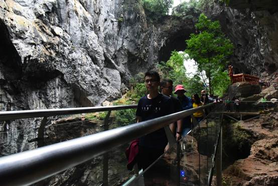 1542600536226675.jpg 图片关键词