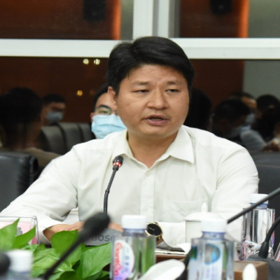 回望百年奋斗路，启航未来新征程——多多28党总支开展《风雨辉煌100年》专题讲座