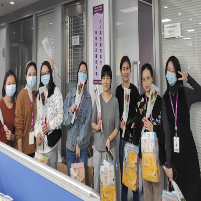 春风十里，情暖巾帼——多多28“三八”节礼物发放